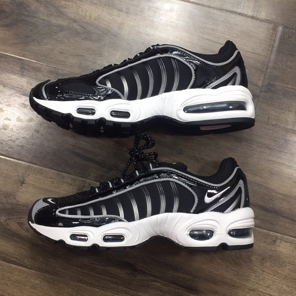 NIKE W AIR MAX TAILWIND IV NRG black/white-black - Picture 3 of 16